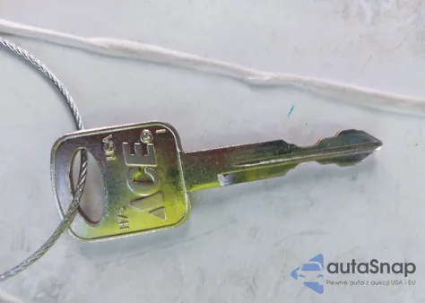 1997 Ford Ranger Splash/Xl/Xlt from USA, damaged, VIN 1FTCR10U7VUB44365